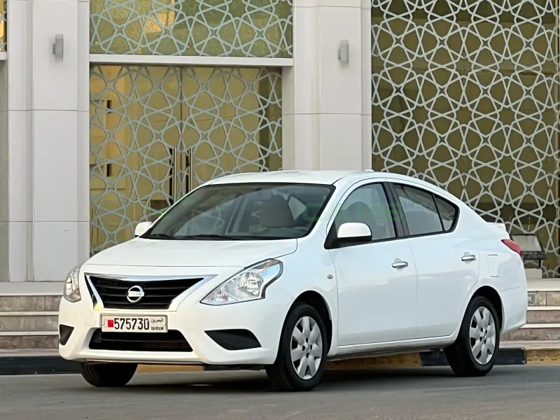  Nissan Sunny 